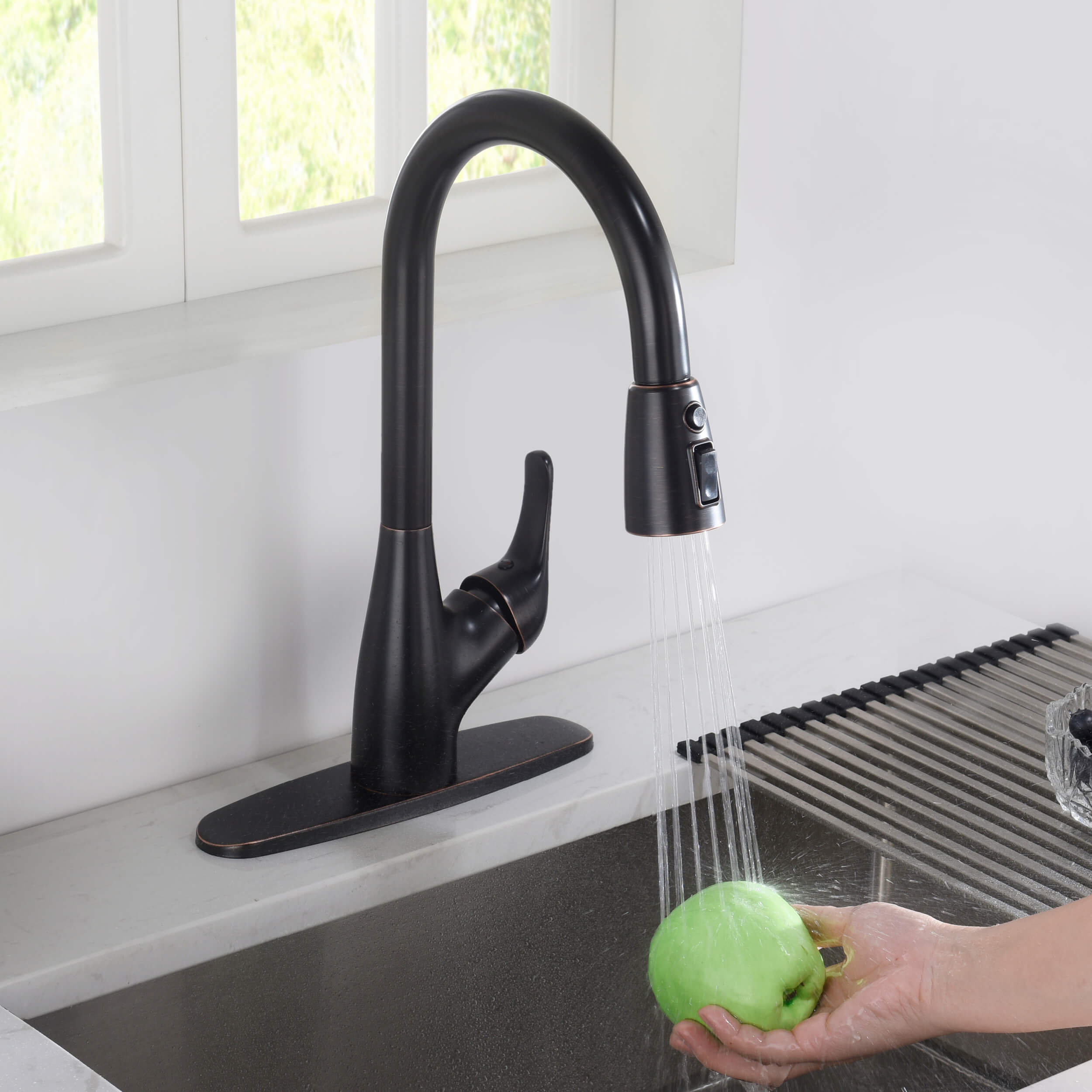 Single Handle Pull Down Kitchen Faucet - F101