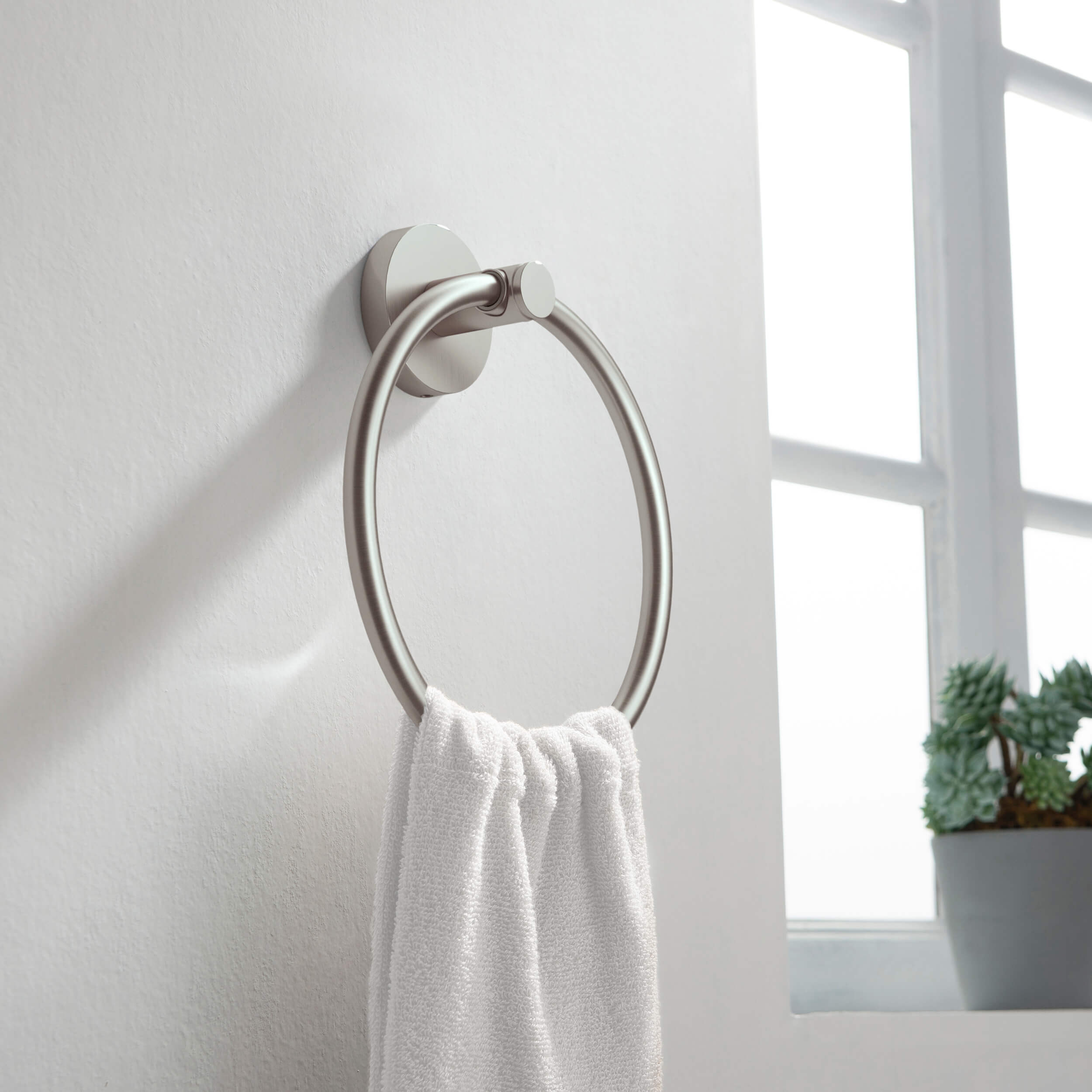 Circular Bathroom Towel Ring KBA1406