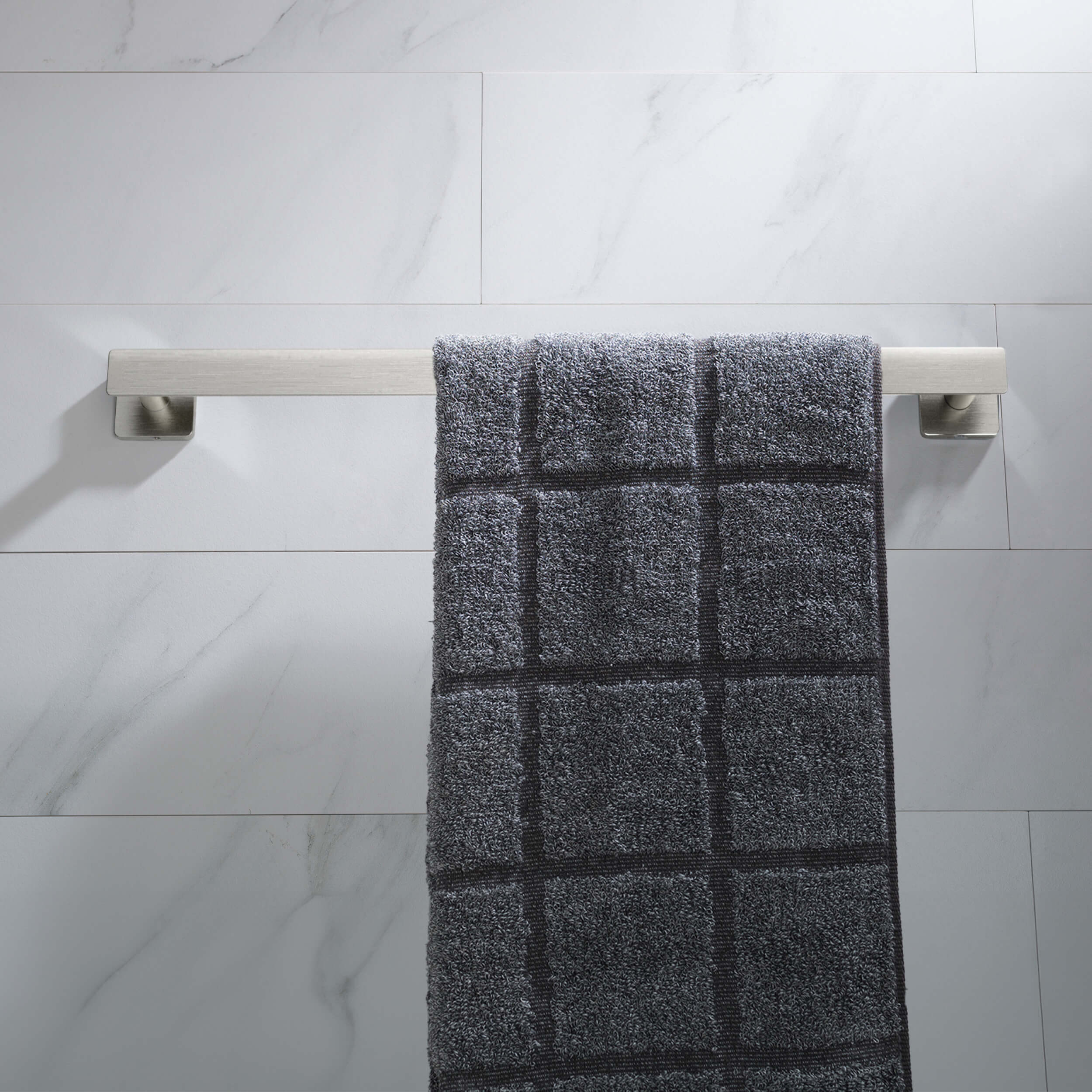 Blaze 18 inch Bathroom Towel Bar KBA1605