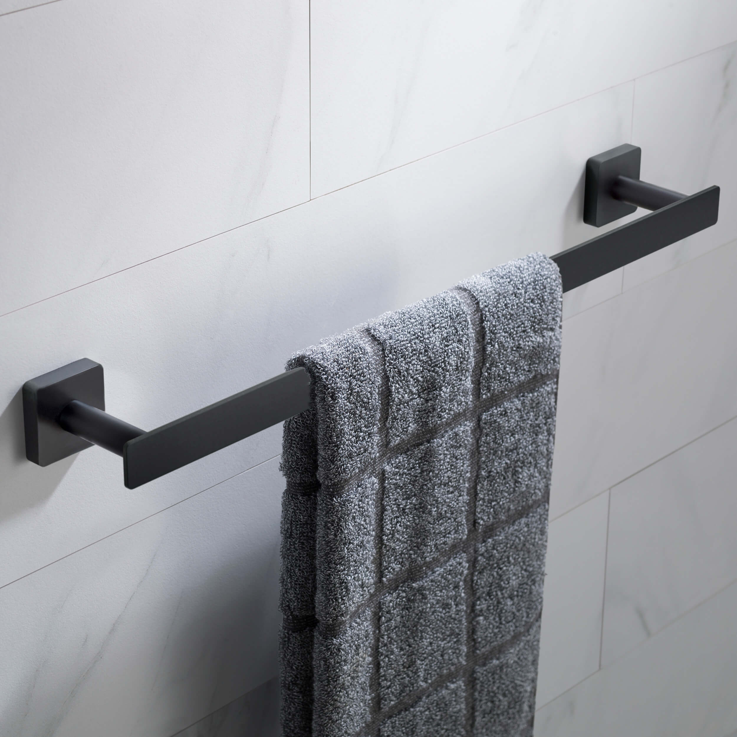 Blaze 18 inch Bathroom Towel Bar KBA1605