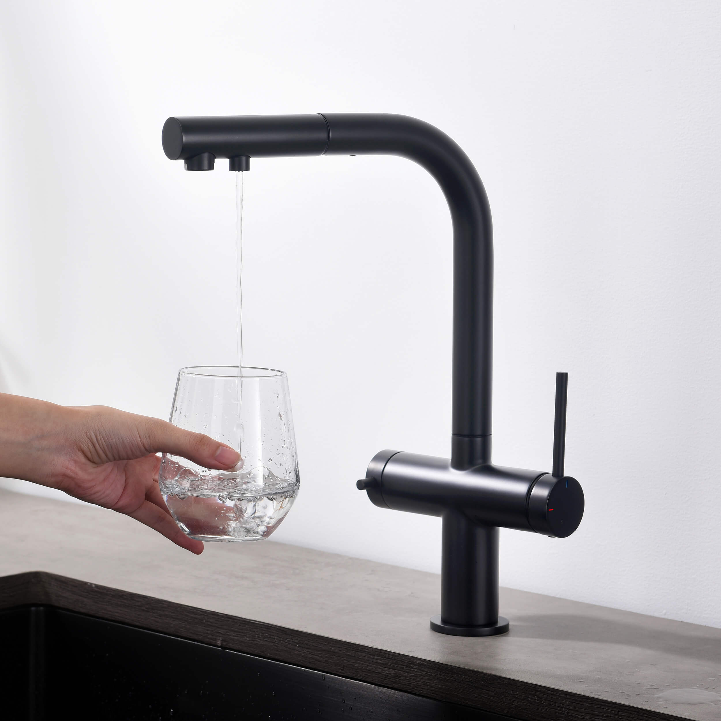 Circular 2-in-1 Water Filtration Pull Out Kitchen Faucet - KFF502