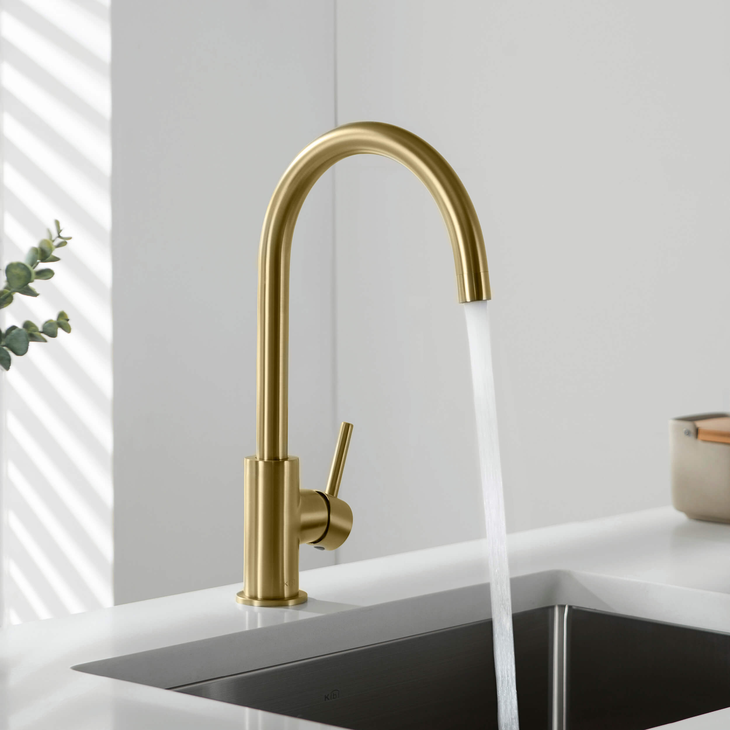 Lowa Single Handle High Arc Kitchen Bar Sink Faucet – KKF2001