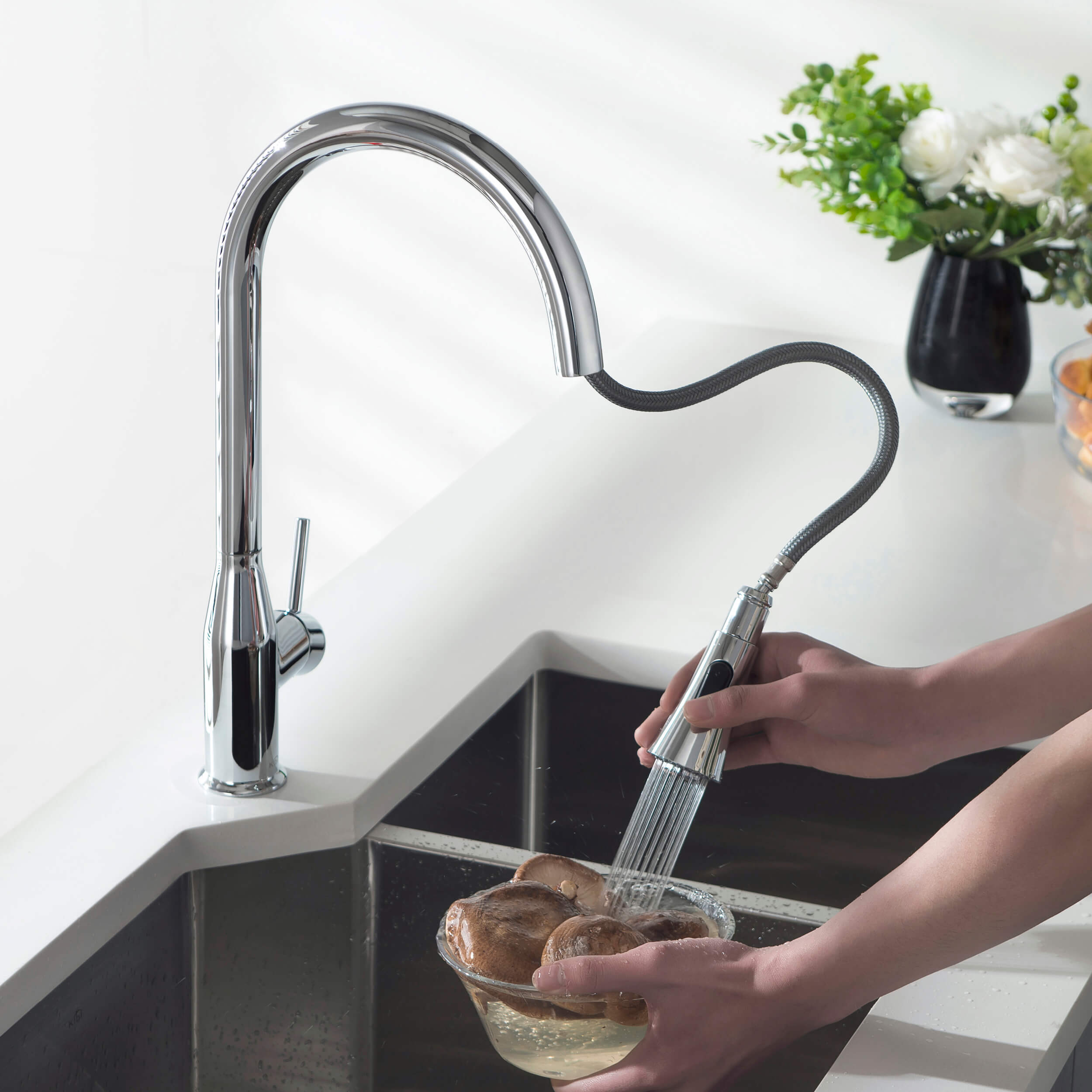 Napa Single Handle Pull Down Kitchen Sink Faucet - KKF2005